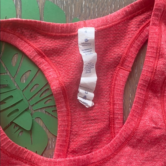 Lululemon Tank Top - Great Colour! Size 4 🌸 - Picture 2 of 4